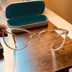 Warby Parker glasses Louise Wide in Elderflower